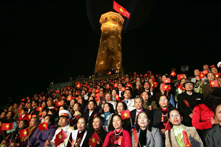 ປະທານສະພາແຫ່ງຊາດພົບປະກັບຄະນະຕິດຕໍ່ພົວພັນພ້ອມເສຍສະຫຼະ - ກອງພັນໃຫຍ່ນະຄອນຫຼວງ